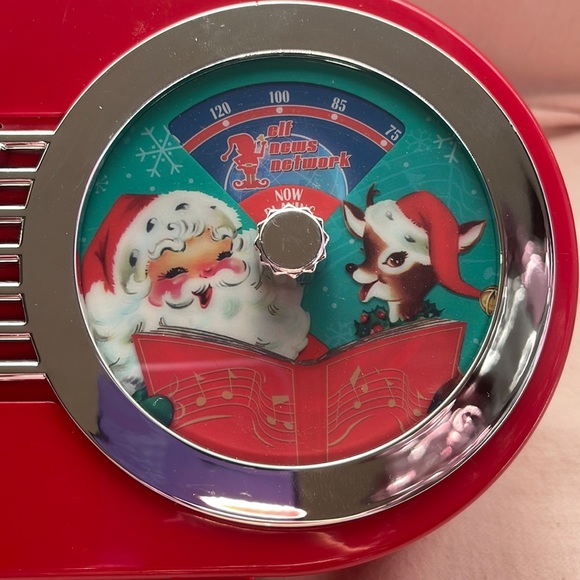 Mr. Christmas Red Retro North Pole Radio-NWT - Picture 5 of 9
